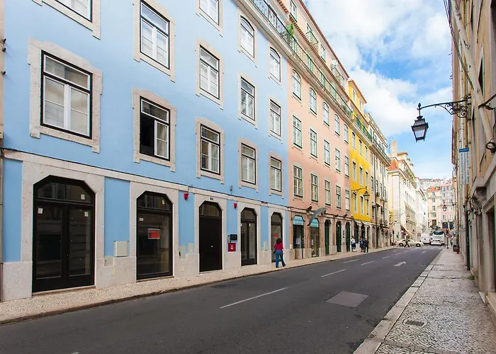 Feels Like Home Baixa Blue Apartment